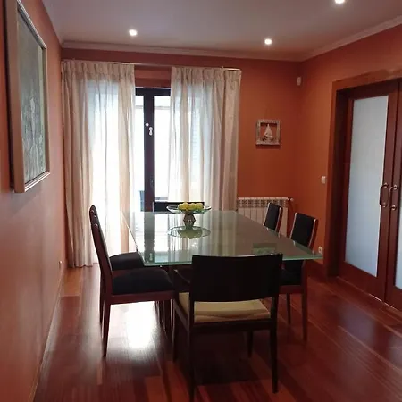 Moradia, 4 Quartos, A 200 Metros Da Praia *