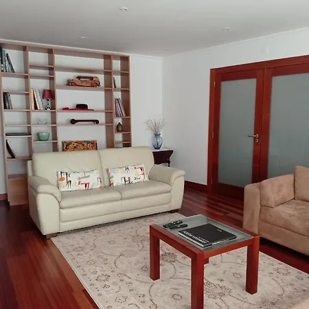 Holiday home Moradia, 4 Quartos, A 200 Metros Da Praia Perafita