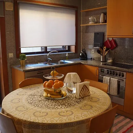 Moradia, 4 Quartos, A 200 Metros Da Praia Holiday home *