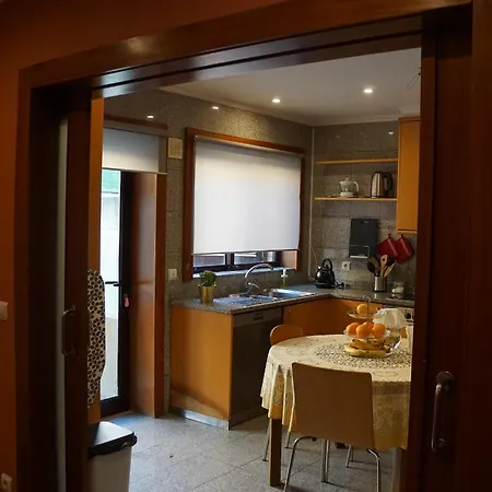 Moradia, 4 Quartos, A 200 Metros Da Praia * Perafita